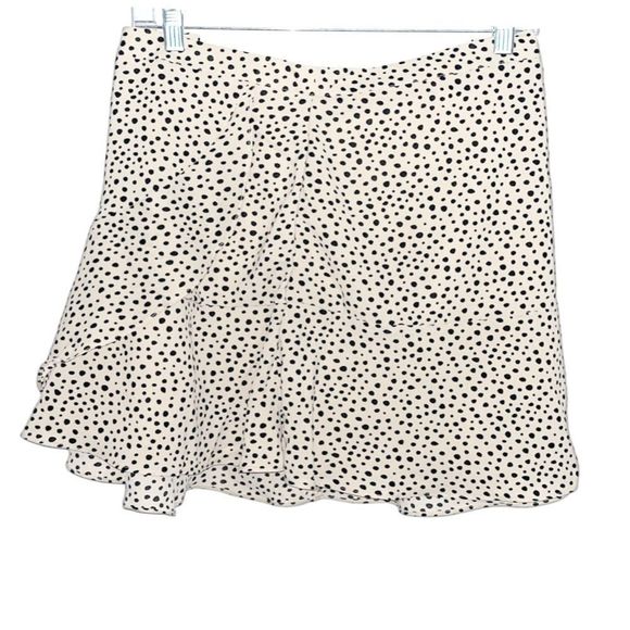 Francesca’s Ruffled Mini Skirt - Picture 3 of 6